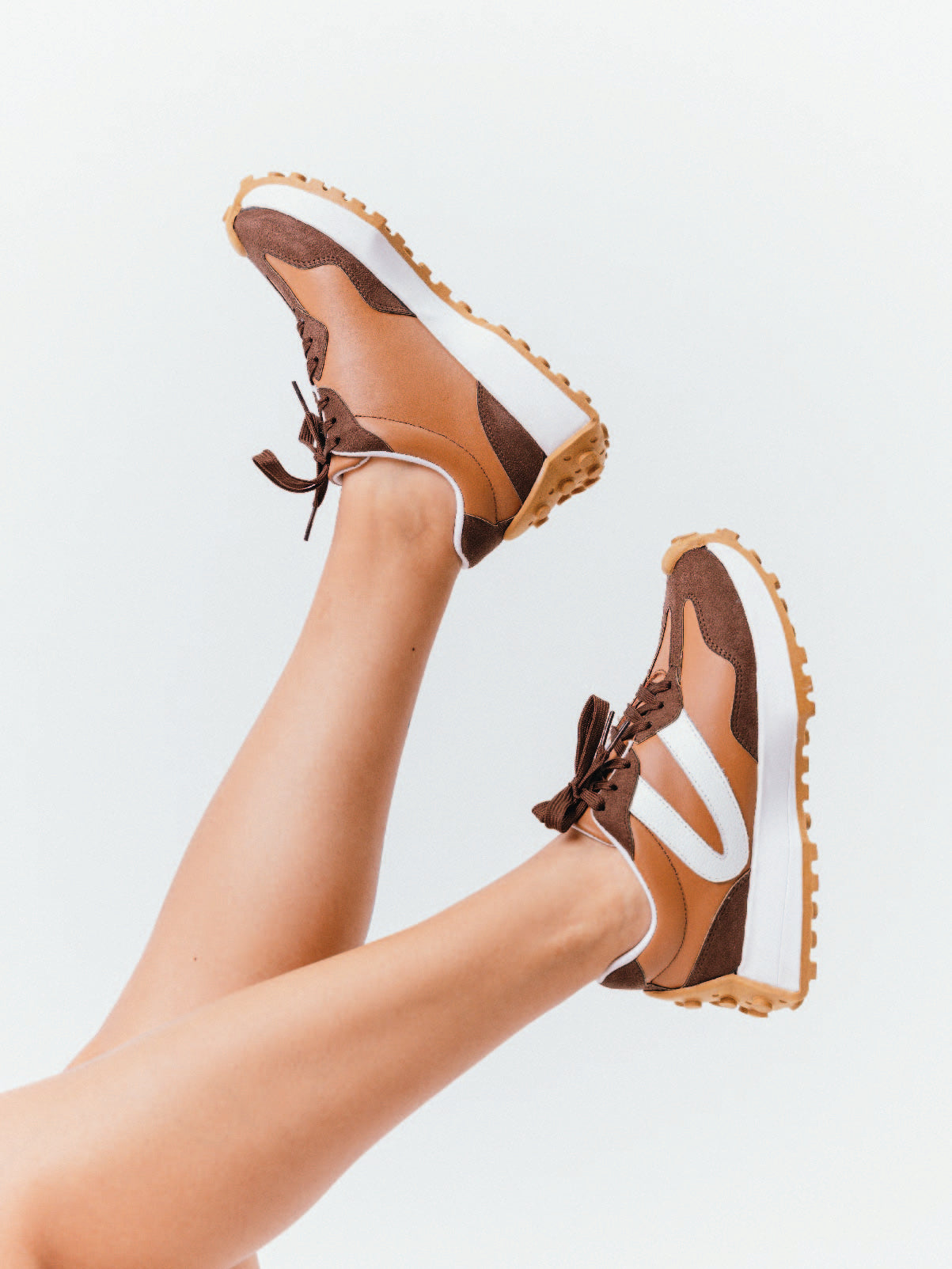 Zapatilla Moca Carducci